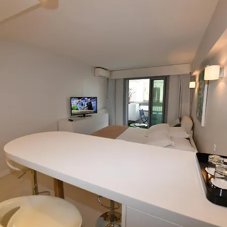 Apartment De Provence *